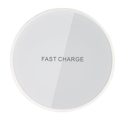 Compact wireless charger for earbuds