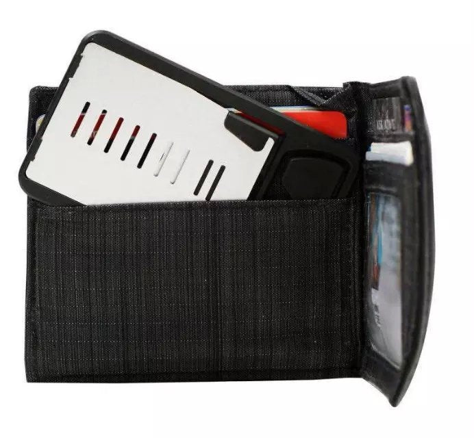 Travel-friendly card phone holder accessory