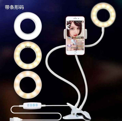 Content creator using LED ring light for live streaming